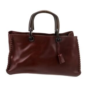 Gucci
Leather Handle Bag